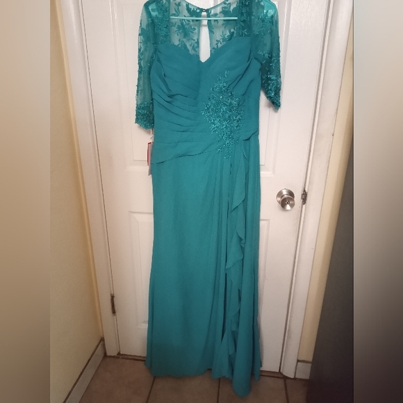 Aline gown with lace, sequins and cascading ruffles - Picture 6 of 11